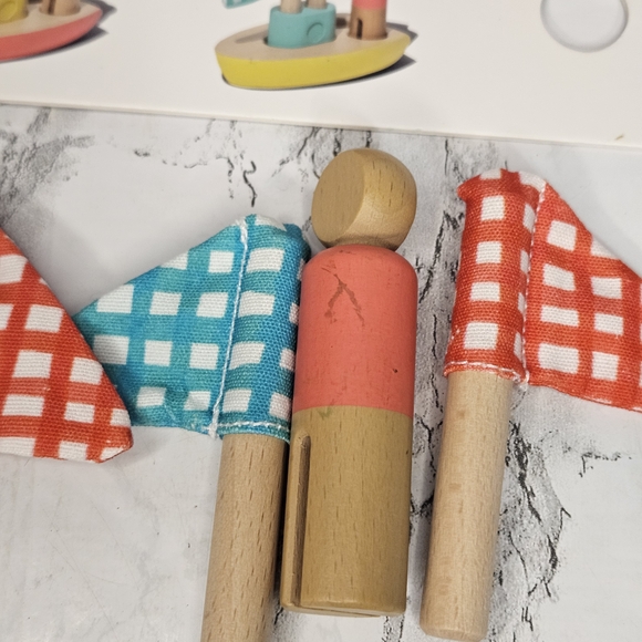 Lovevery Pattern Match Boats Incomplete For Replacement - Picture 3 of 5